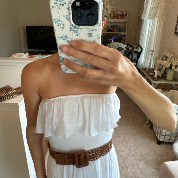 White strapless belted hi low dress - Picture 5 of 15